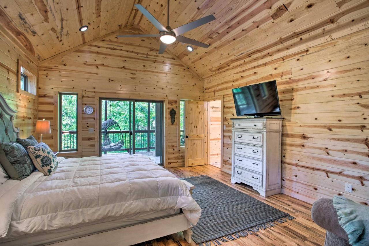 Luxe Broken Bow Cabin Game Room, Fire Pit And Deck! Exterior photo